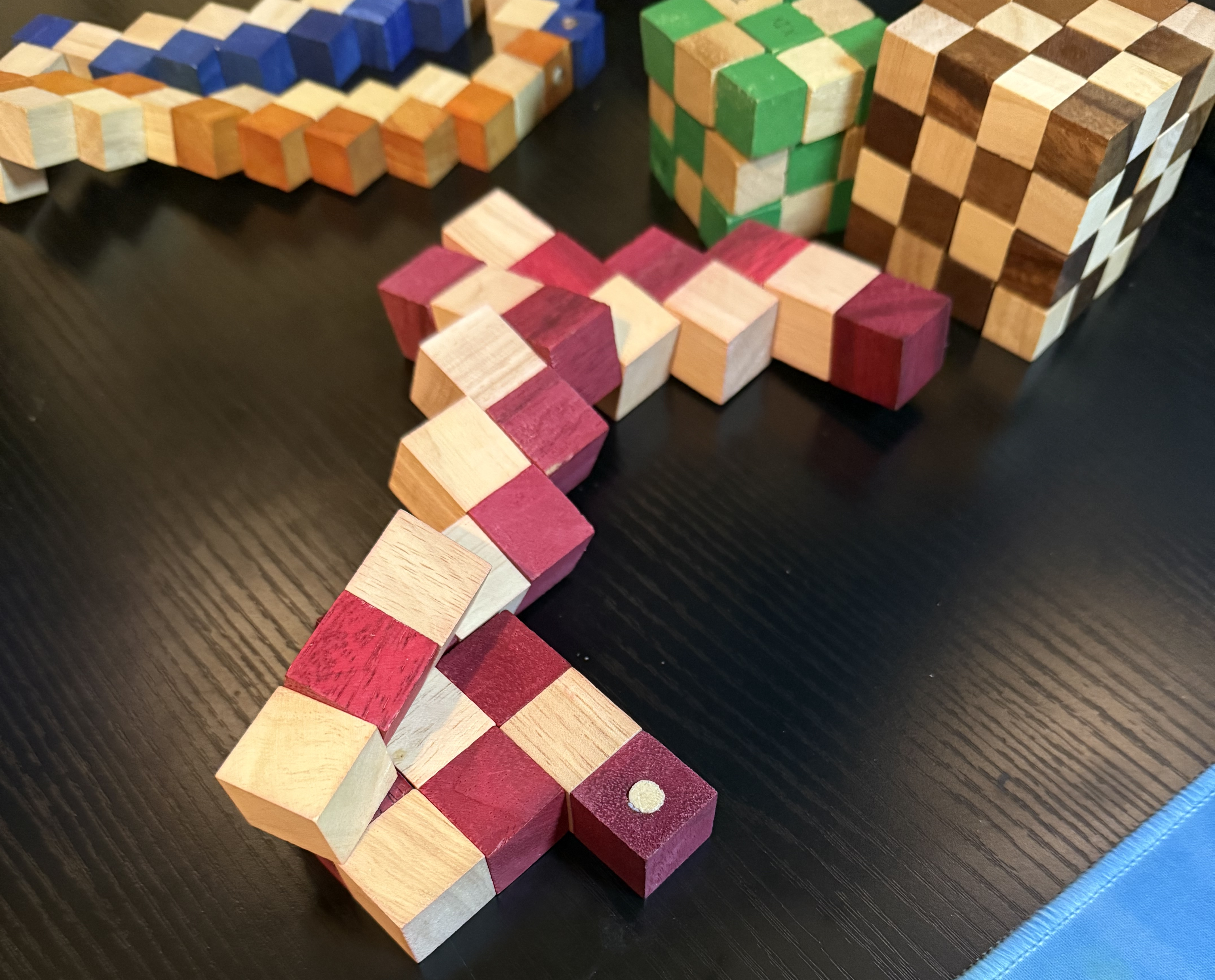 Red snake cube solution - first 9 blocks